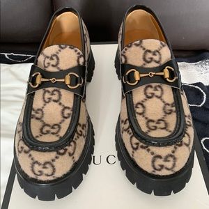 Men’s Gucci GG Wool loafers